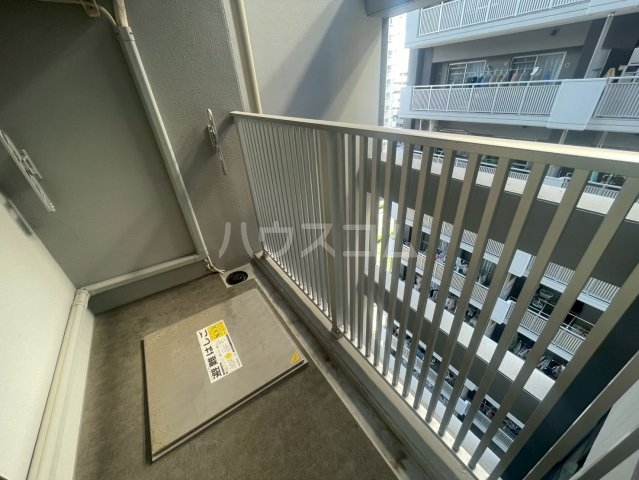 14/28 バルコニー