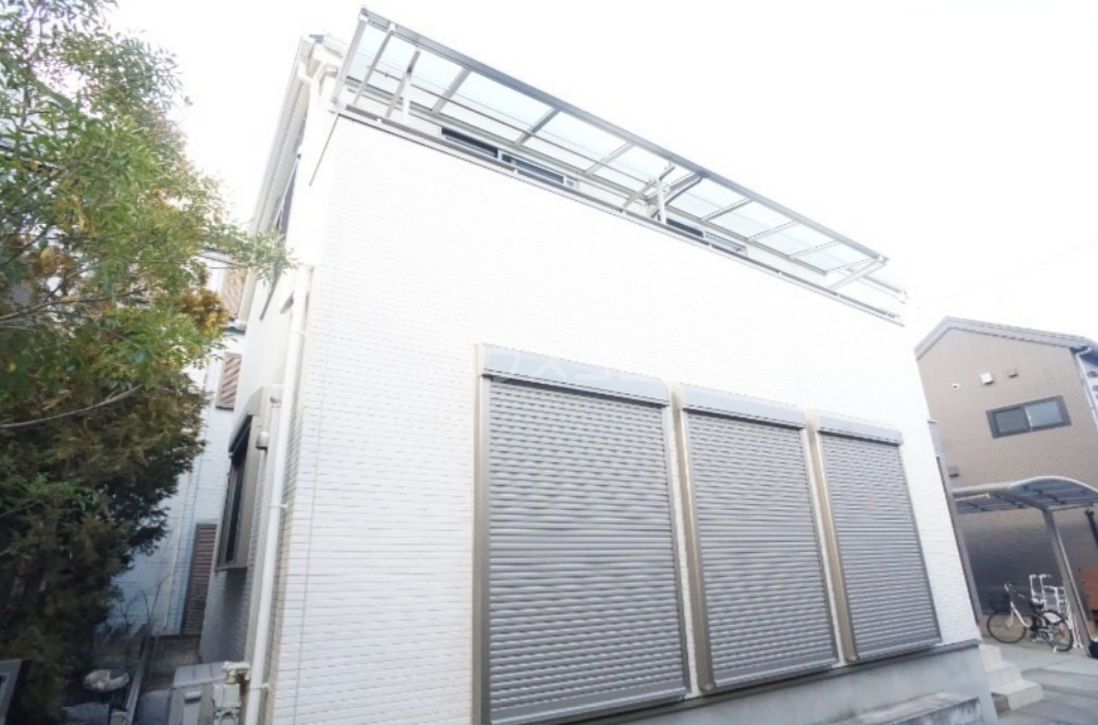 16/21 エントランス