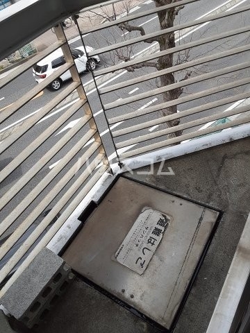 18/28 バルコニー