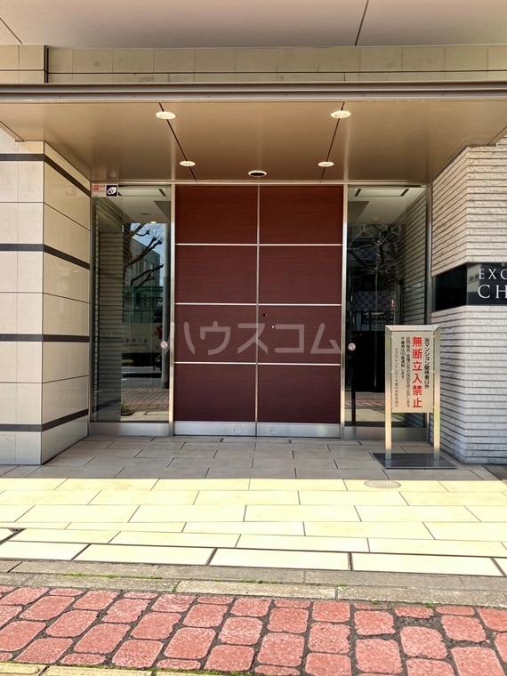 14/19 エントランス