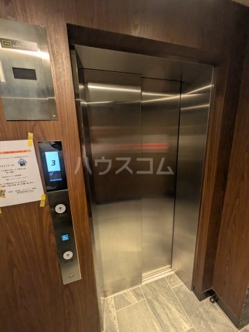 29/30 エントランス