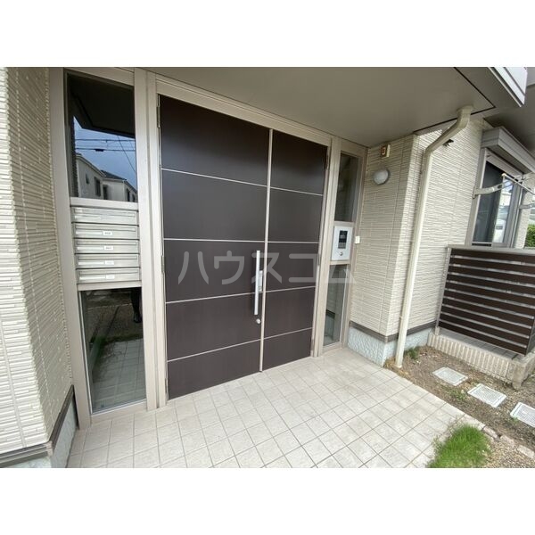 2/6 エントランス