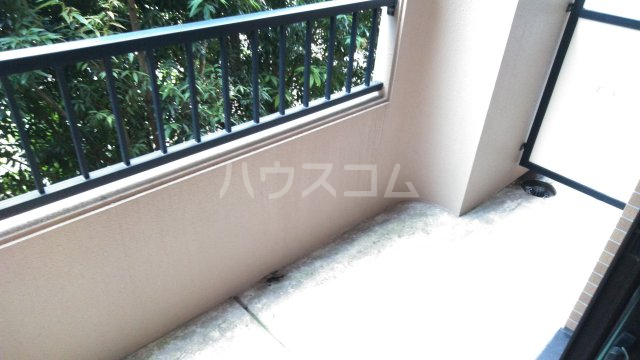 21/30 バルコニー