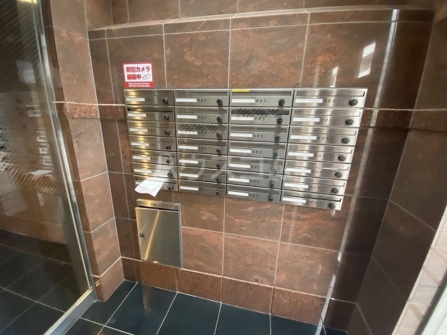 14/20 エントランス