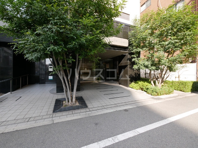 14/23 エントランス