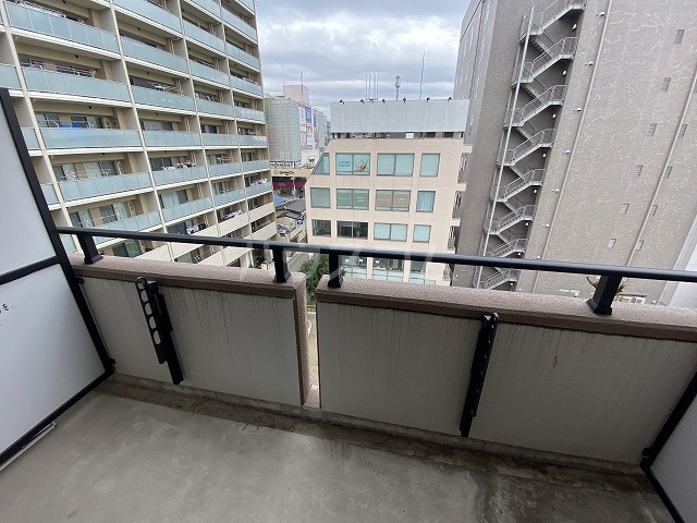 21/30 バルコニー
