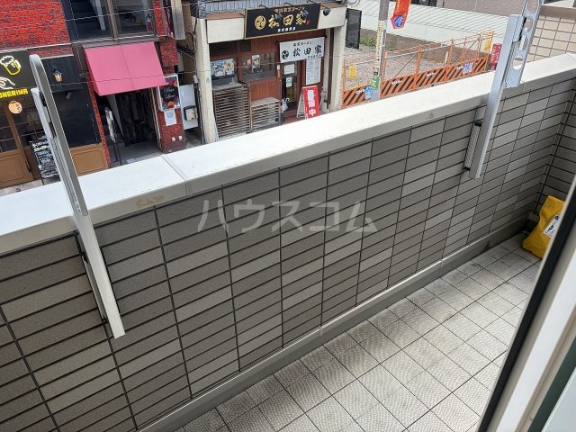 13/25 バルコニー