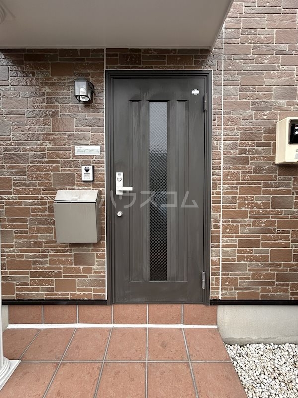 20/30 エントランス