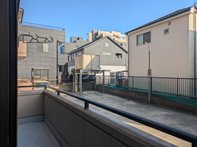 15/22 バルコニー