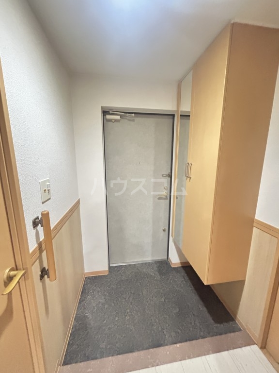 13/30 玄関