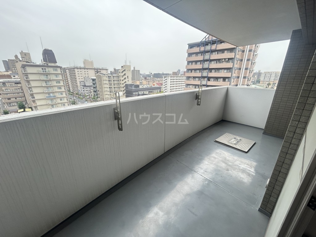 21/30 バルコニー