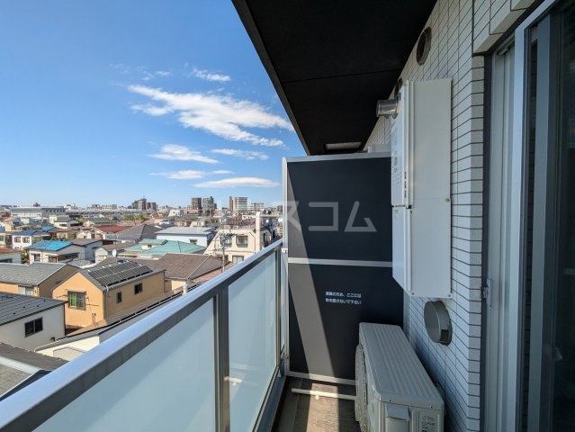 20/30 バルコニー