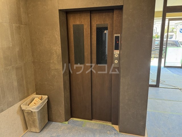 20/25 エントランス