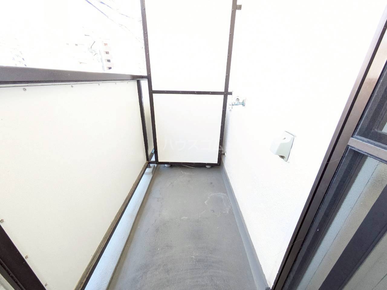 19/30 バルコニー