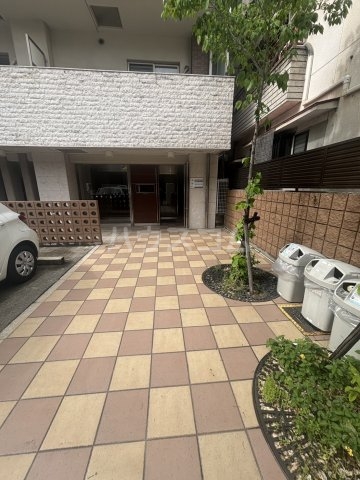 29/30 エントランス