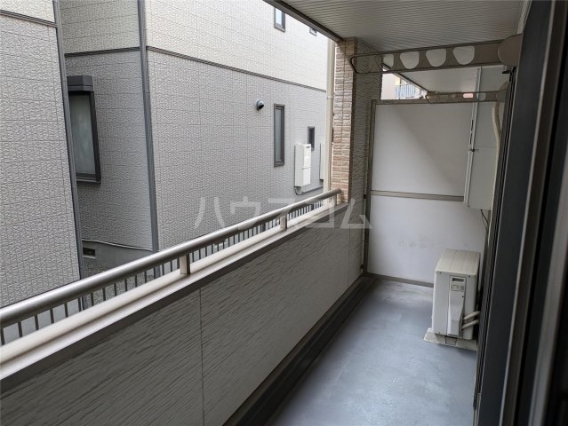 13/14 バルコニー