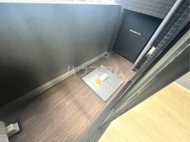 13/20 バルコニー