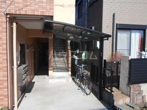 2/11 エントランス