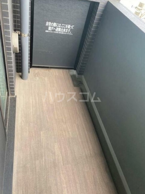 13/22 バルコニー