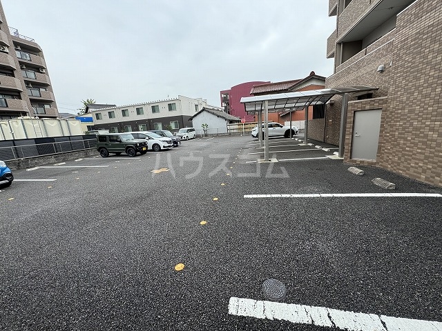 24/30 駐車場