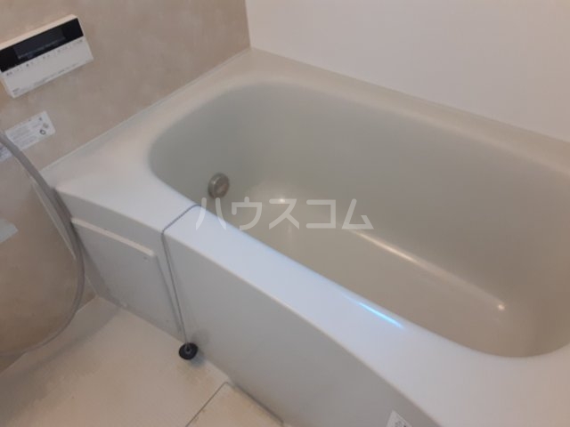 17/30 浴室
