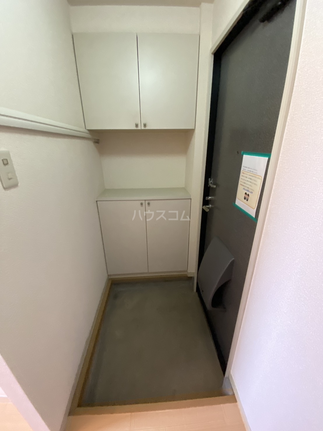 13/30 玄関