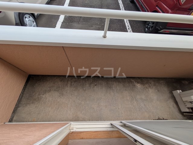 18/27 バルコニー