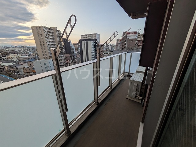 20/30 バルコニー