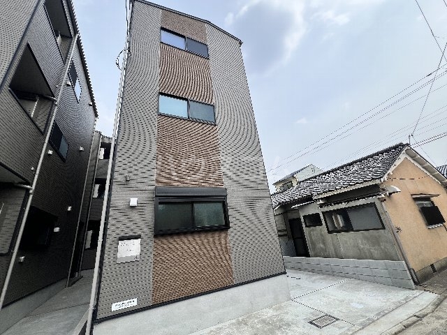 2/30 外観