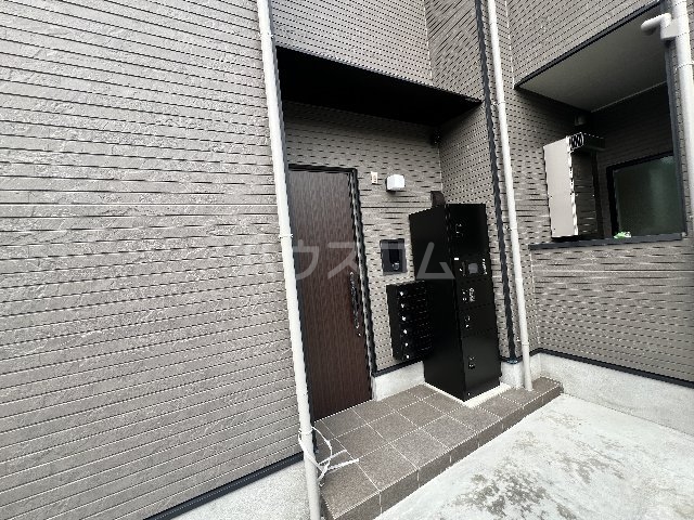 3/4 エントランス