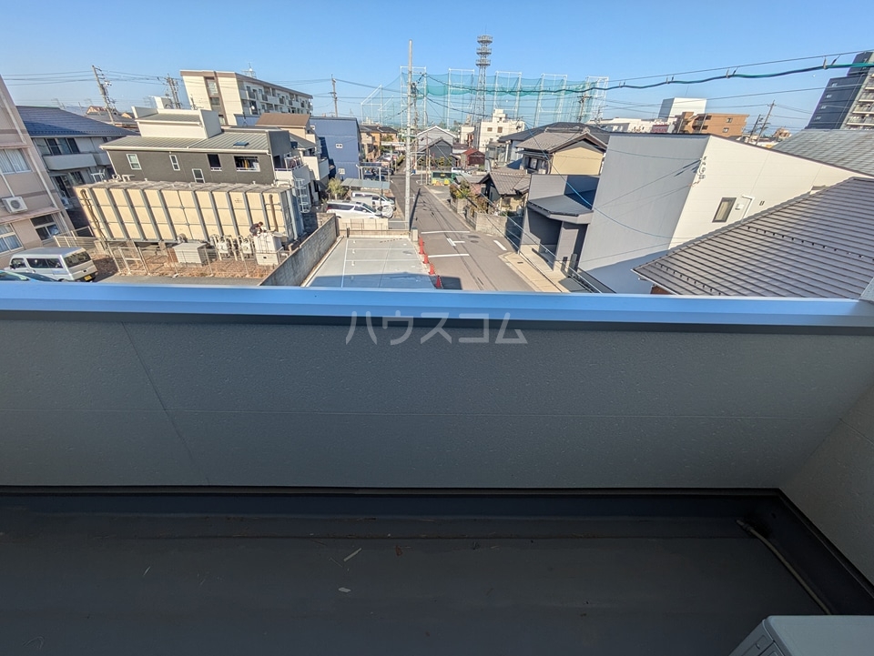 13/27 バルコニー