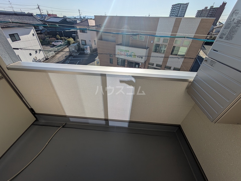 14/27 バルコニー