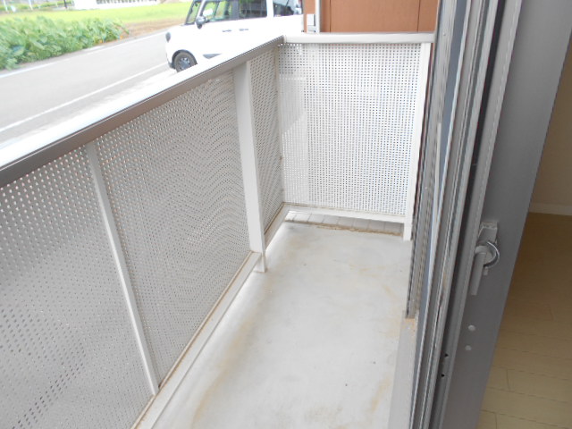 16/27 バルコニー