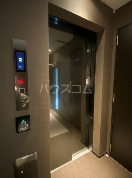 3/7 エントランス