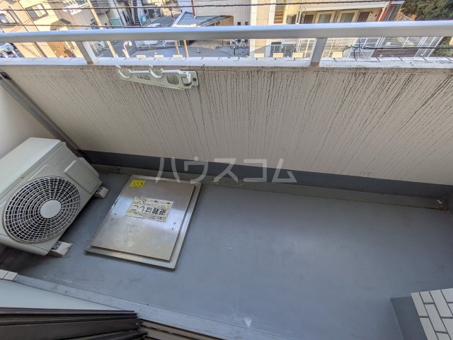 20/30 バルコニー