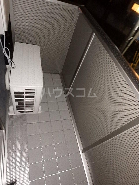 13/22 バルコニー