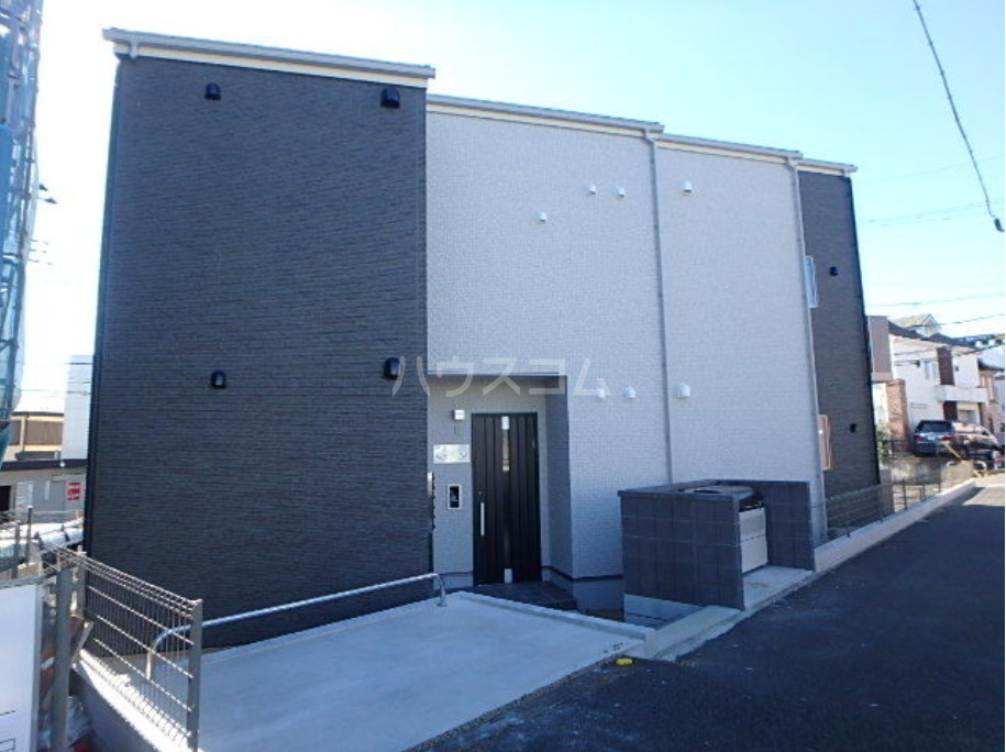 2/5 エントランス