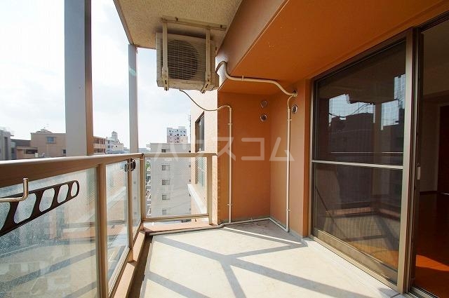 16/27 バルコニー