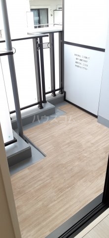 21/30 バルコニー