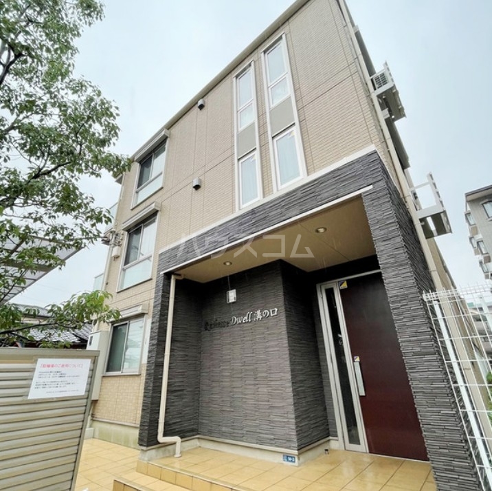 3/5 エントランス