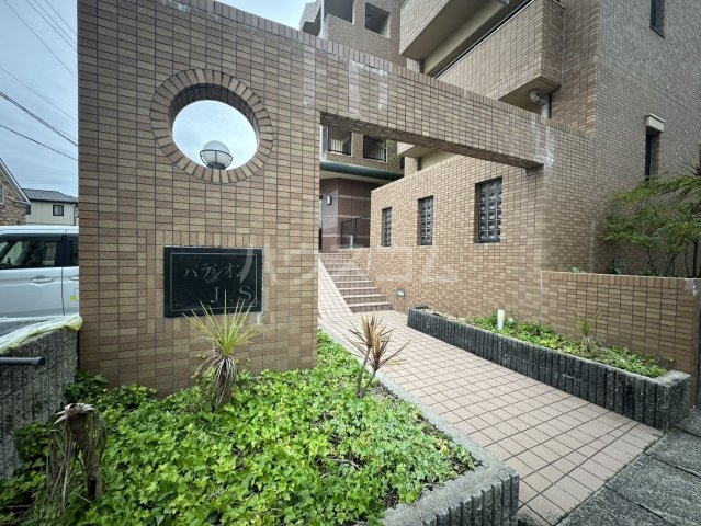 29/30 エントランス