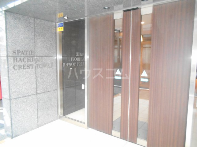 22/30 エントランス