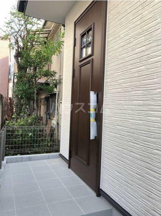 2/6 エントランス