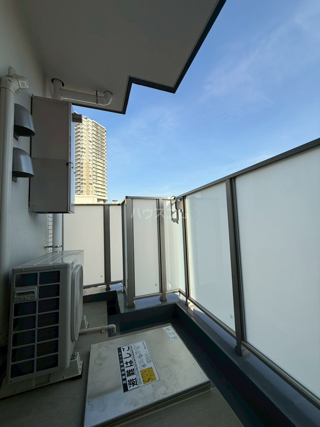 20/27 バルコニー