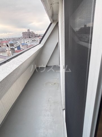 15/23 バルコニー