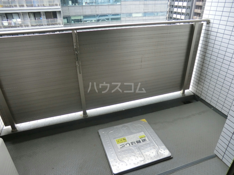 13/22 バルコニー