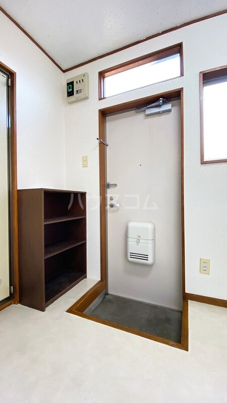 13/30 玄関