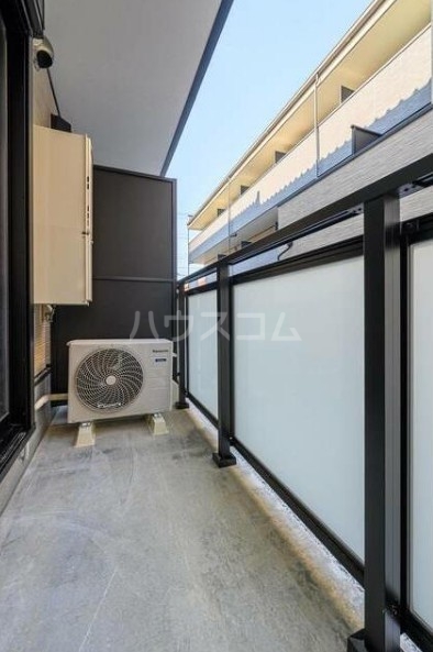 19/30 バルコニー