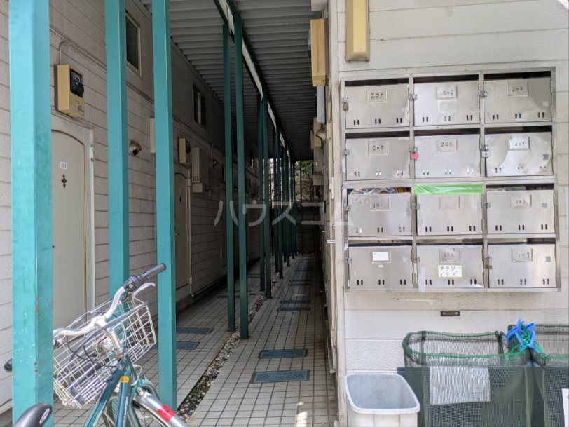 2/11 エントランス