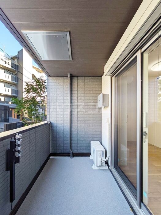 20/30 バルコニー